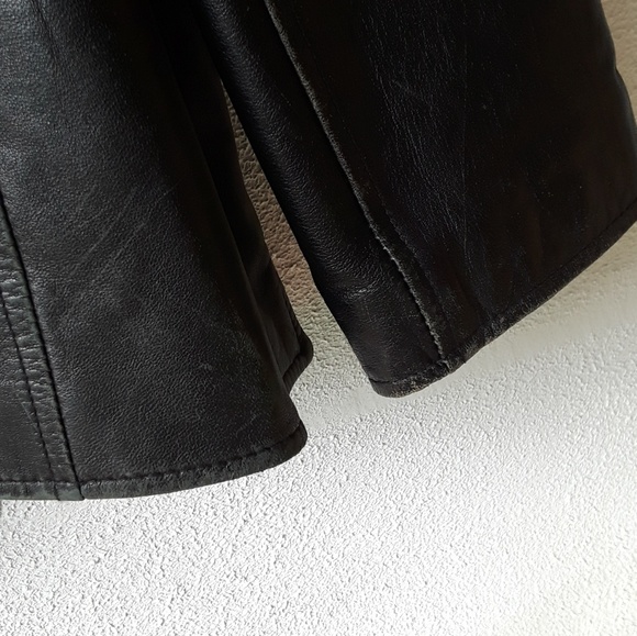 Black Leather Jacket 😎 - Picture 7 of 7